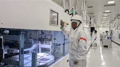 Pabrik Produksi Panel Surya 4.3GW India Beroperasi