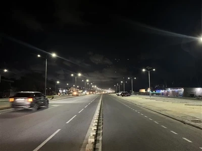 Pencahayaan Jalan: Lampu Jalan Surya Edobo menerangi bab baru untuk Benin